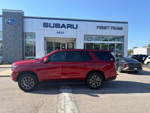 Used 2023 Chevrolet Tahoe Z71 w/ Luxury Package AWD/4WD image 2