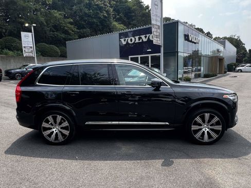 Used 2024 Volvo XC90 T8 Plus w/ Protection Package Premier AWD/4WD image 4