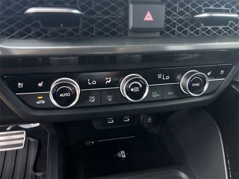 Certified 2025 Acura ADX A-Spec image 20