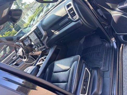 Used 2023 RAM 1500 Laramie AWD/4WD image 36