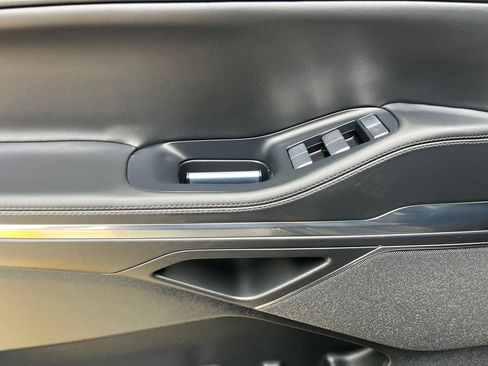 Certified 2025 Lincoln Navigator L Reserve w/ Jet Appearance Package AWD/4WD image 46