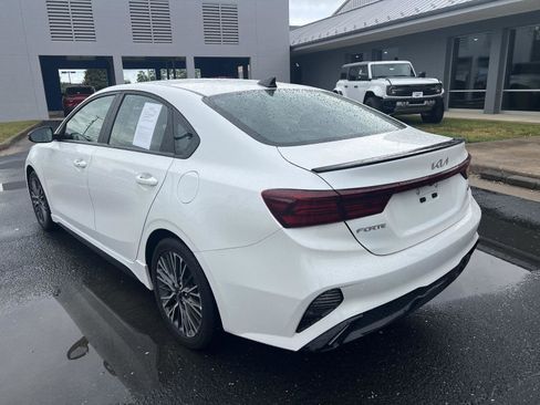 Used 2023 Kia Forte GT-Line w/ GT-Line Premium Package FWD image 3