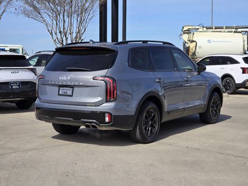 Certified 2024 Kia Telluride SX Prestige X-Pro image 4