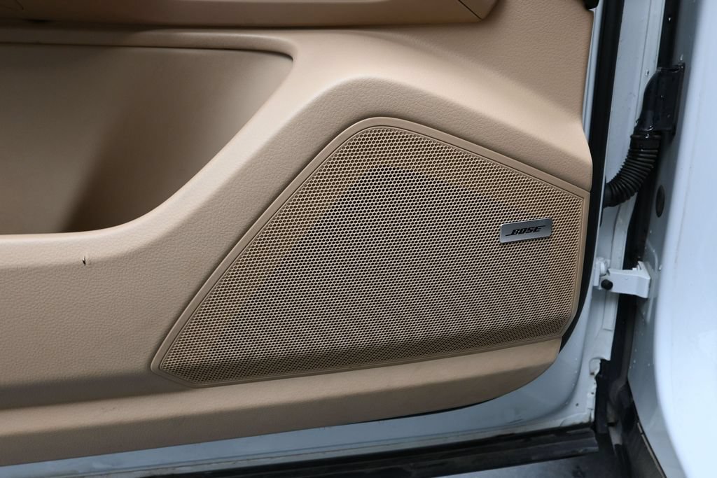 Certified 2022 Porsche Cayenne AWD/4WD image 13