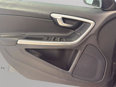 Used 2017 Volvo S60 T5 Dynamic w/ Protection Package image 20