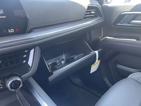 Used 2025 Chevrolet Tahoe Premier image 30