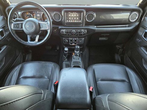 Used 2021 Jeep Wrangler Unlimited Sahara image 16