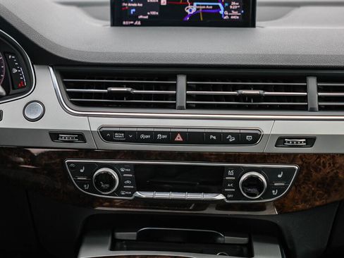 Used 2019 Audi Q7 2.0T Premium Plus w/ Premium Plus Package image 3