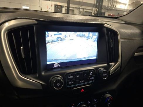 Used 2018 GMC Terrain SLE w/ Driver Convenience Package FWD image 16