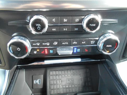 Used 2022 Ford F150 Raptor w/ Equipment Group 801A High image 16