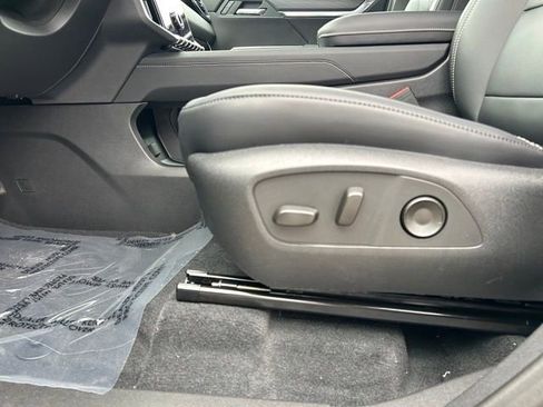 New 2026 GMC Acadia Elevation w/ Elevation Premium Package FWD image 31