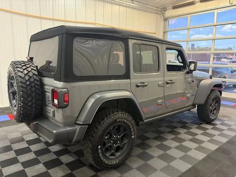 Used 2023 Jeep Wrangler Unlimited w/ Cold Weather Group AWD/4WD image 4