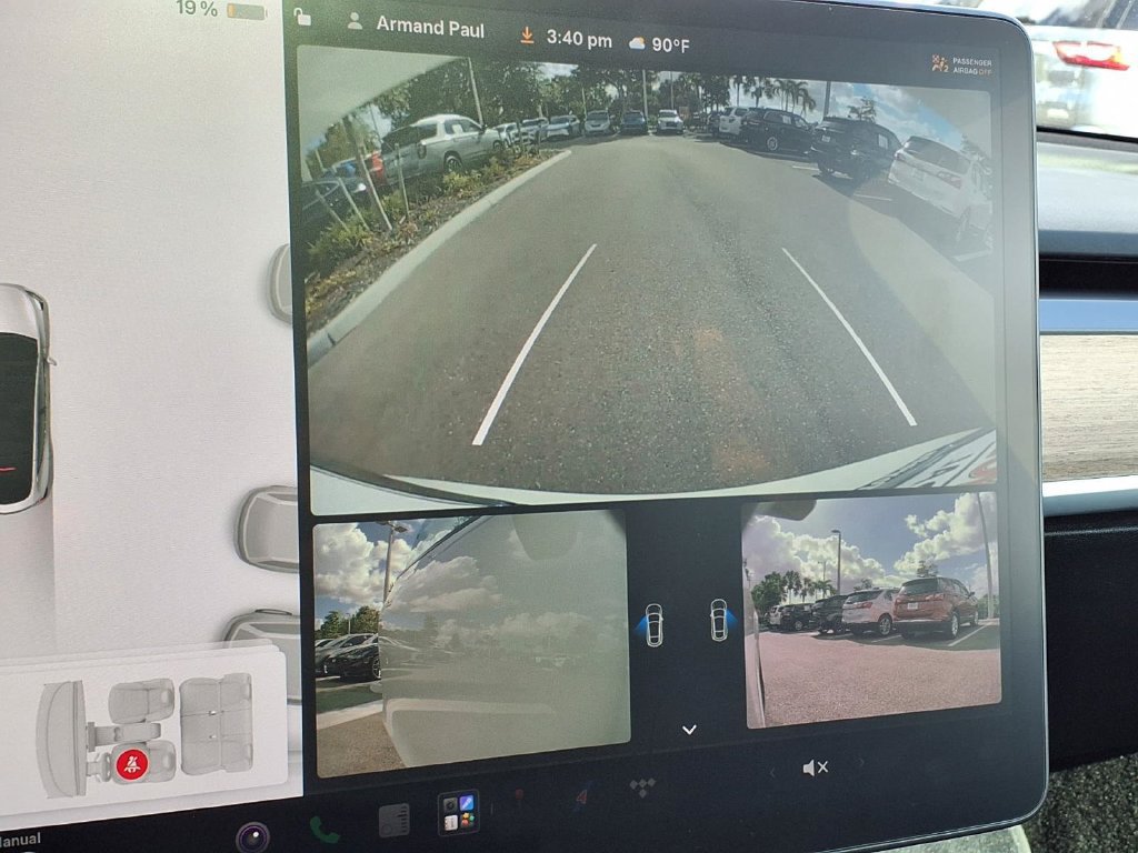 Used 2022 Tesla Model Y Performance AWD/4WD image 25
