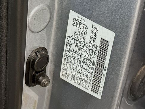 Used 2023 Honda Passport EX-L image 12