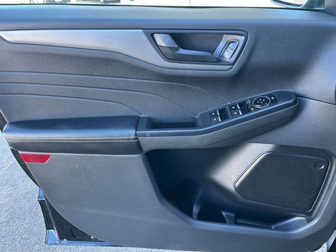 Used 2023 Ford Escape Active image 20