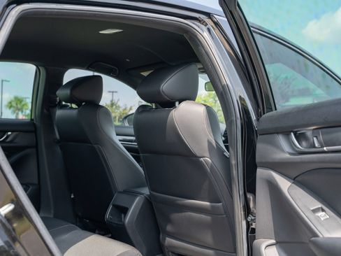 Used 2022 Honda Accord Sport image 14