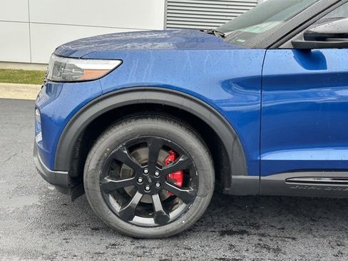Used 2023 Ford Explorer ST w/ Equipment Group 401A image 8