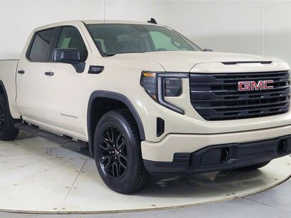 New 2026 GMC Sierra 1500 Pro w/ Graphite Edition