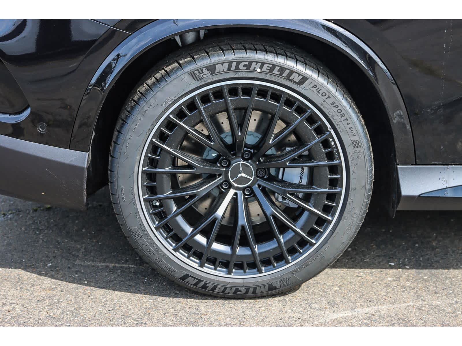 New 2025 Mercedes-Benz GLC 43 AMG 4MATIC image 10