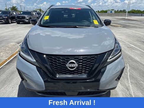Used 2023 Nissan Murano SV w/ SV Midnight Edition Package FWD image 16