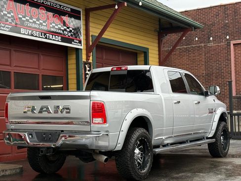 Used 2017 RAM 2500 Limited image 3