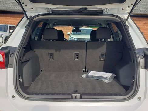 Used 2021 Chevrolet Equinox LT image 9