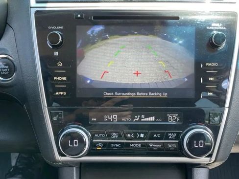 Used 2019 Subaru Outback 2.5i Limited w/ Popular Package #2 AWD/4WD image 12