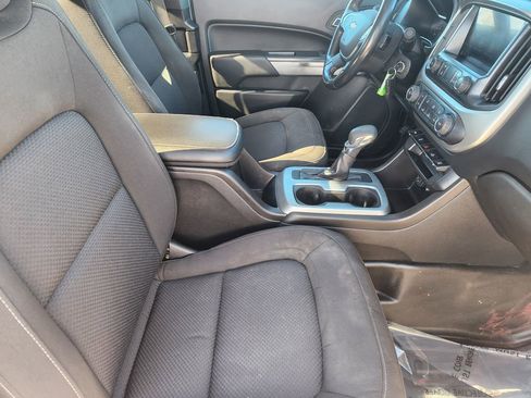 Used 2022 Chevrolet Colorado LT w/ Fleet Safety Package image 14