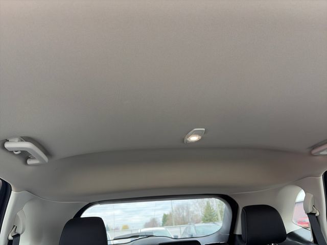 Used 2022 Ford Edge SE AWD/4WD image 23
