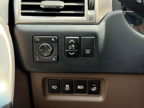 Used 2023 Lexus GX 460 Premium AWD/4WD image 18