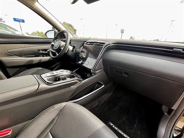 Used 2024 Hyundai Tucson Limited AWD/4WD image 14