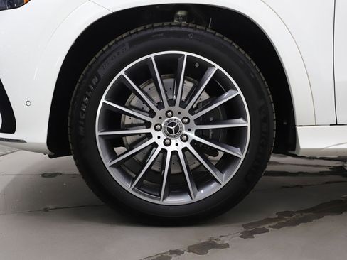 Used 2024 Mercedes-Benz GLE 450 4MATIC image 33