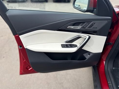 New 2026 BMW X2 xDrive28i w/ Convenience Package image 26