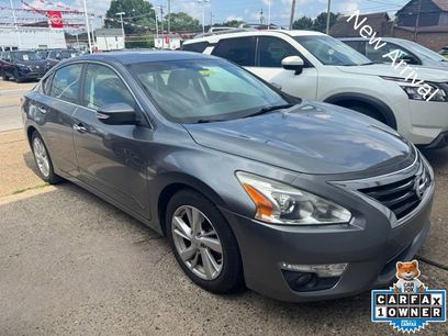 Used 2014 Nissan Altima 2.5 SL w/ Technology Package