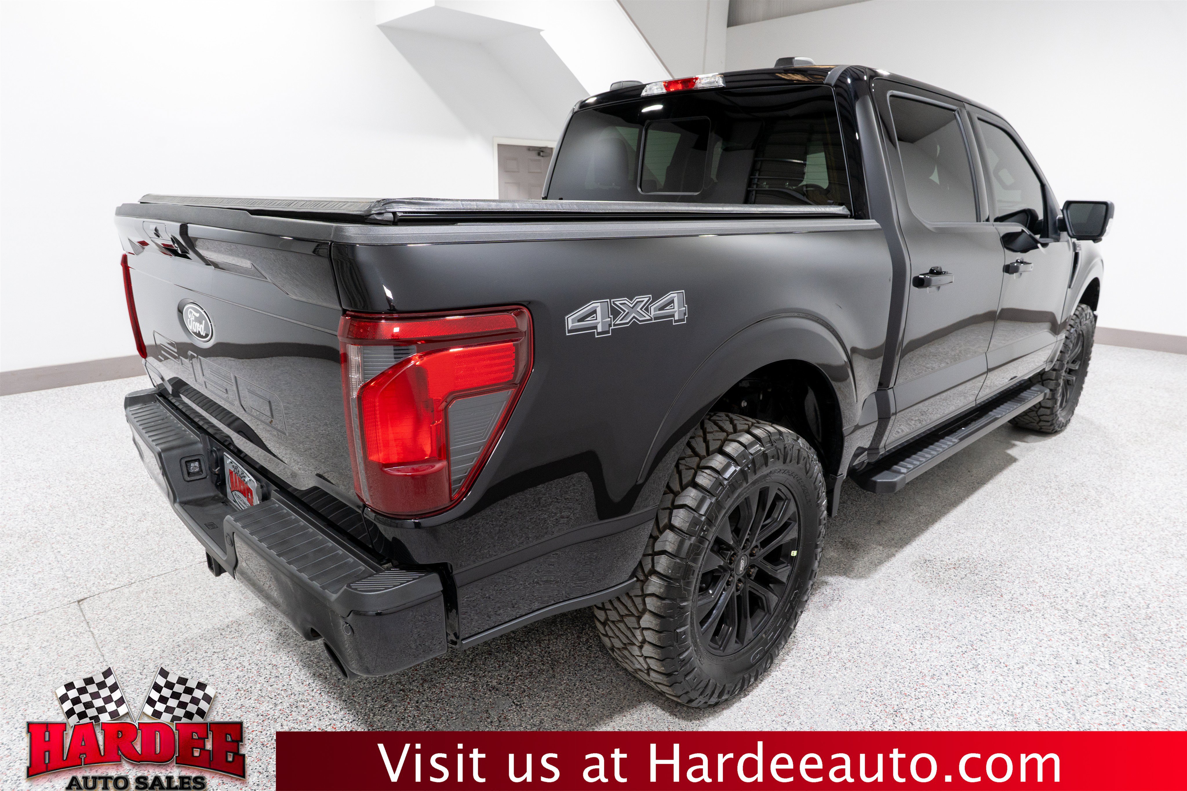 Used 2025 Ford F150 XLT w/ Equipment Group 303A High AWD/4WD image 5