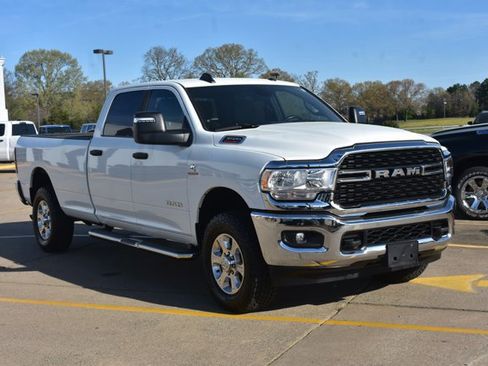 Used 2024 RAM 3500 Big Horn image 3