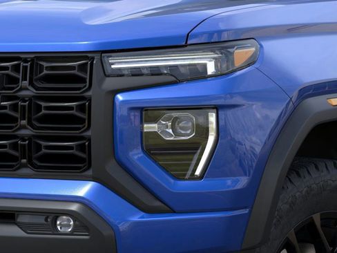 New 2025 GMC Canyon Elevation w/ Convenience Package image 10