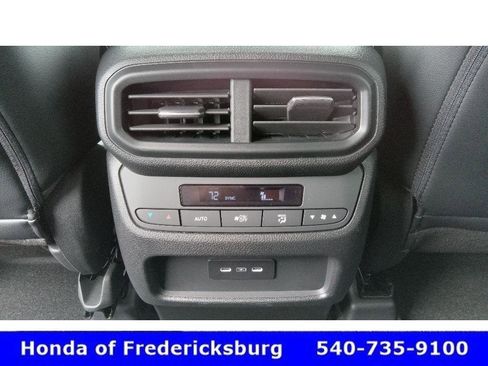 Used 2025 Honda Pilot EX-L image 33