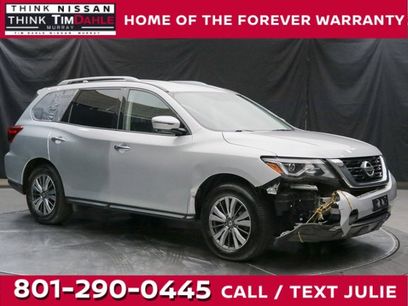 Used 2020 Nissan Pathfinder SL