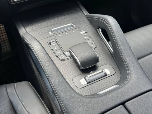 Used 2026 Mercedes-Benz GLS 450 4MATIC image 39
