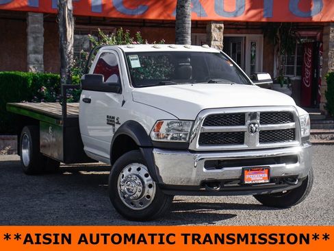 Used 2018 RAM 5500 Tradesman w/ Power & Remote Entry Group image 2
