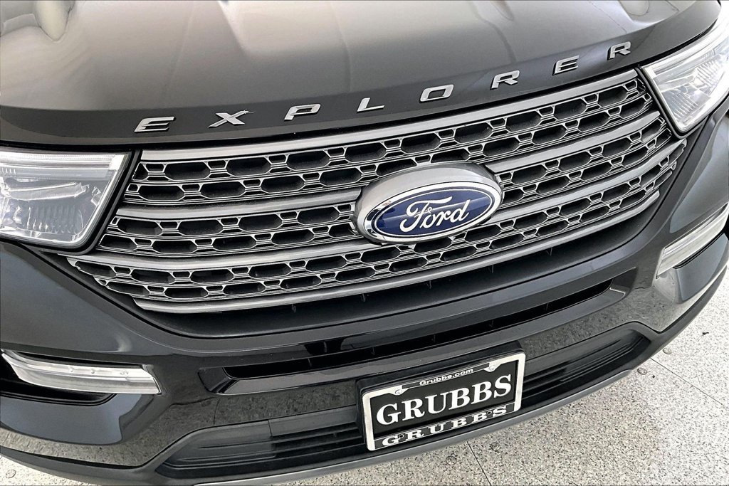 Used 2024 Ford Explorer XLT w/ Equipment Group 202A RWD image 36