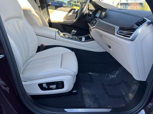 Used 2020 BMW X5 xDrive40i w/ Executive Package image 44