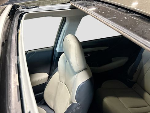 Used 2025 Subaru Outback Limited XT w/ Popular Package #2 image 23