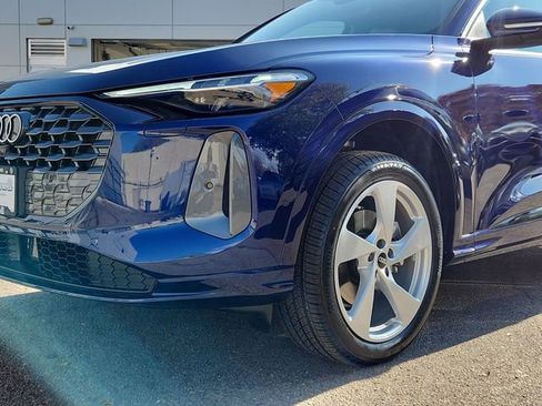 New 2025 Audi Q5 Premium Plus image 28