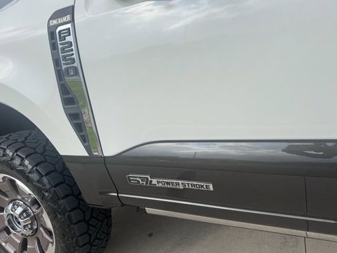 Used 2024 Ford F250 King Ranch w/ FX4 Off-Road Package image 13