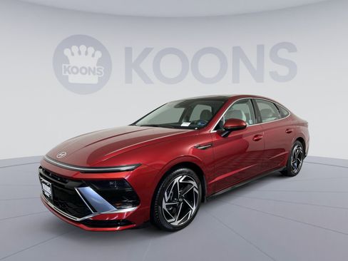 Used 2024 Hyundai Sonata SEL w/ Convenience Package FWD image 5