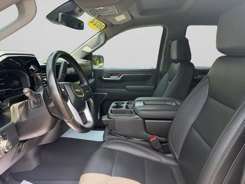 Used 2024 GMC Sierra 1500 SLT AWD/4WD image 13
