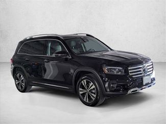 Used 2025 Mercedes-Benz GLB 250 video 3