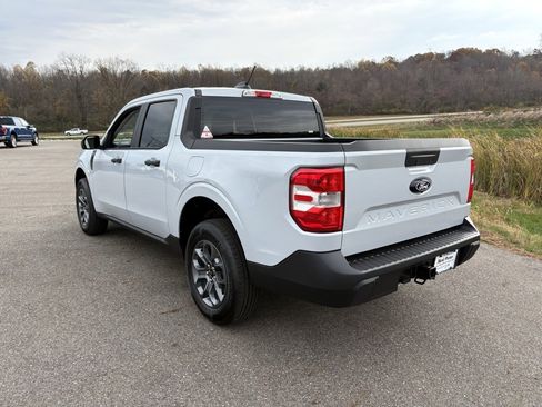New 2025 Ford Maverick XLT image 3